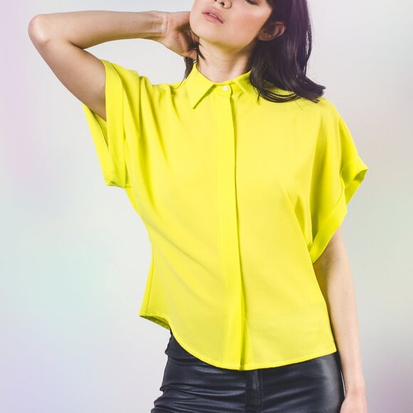 Pre-loved Kimono-Style Sleeve Top in Neon Yellow. - Picture 5 of 7